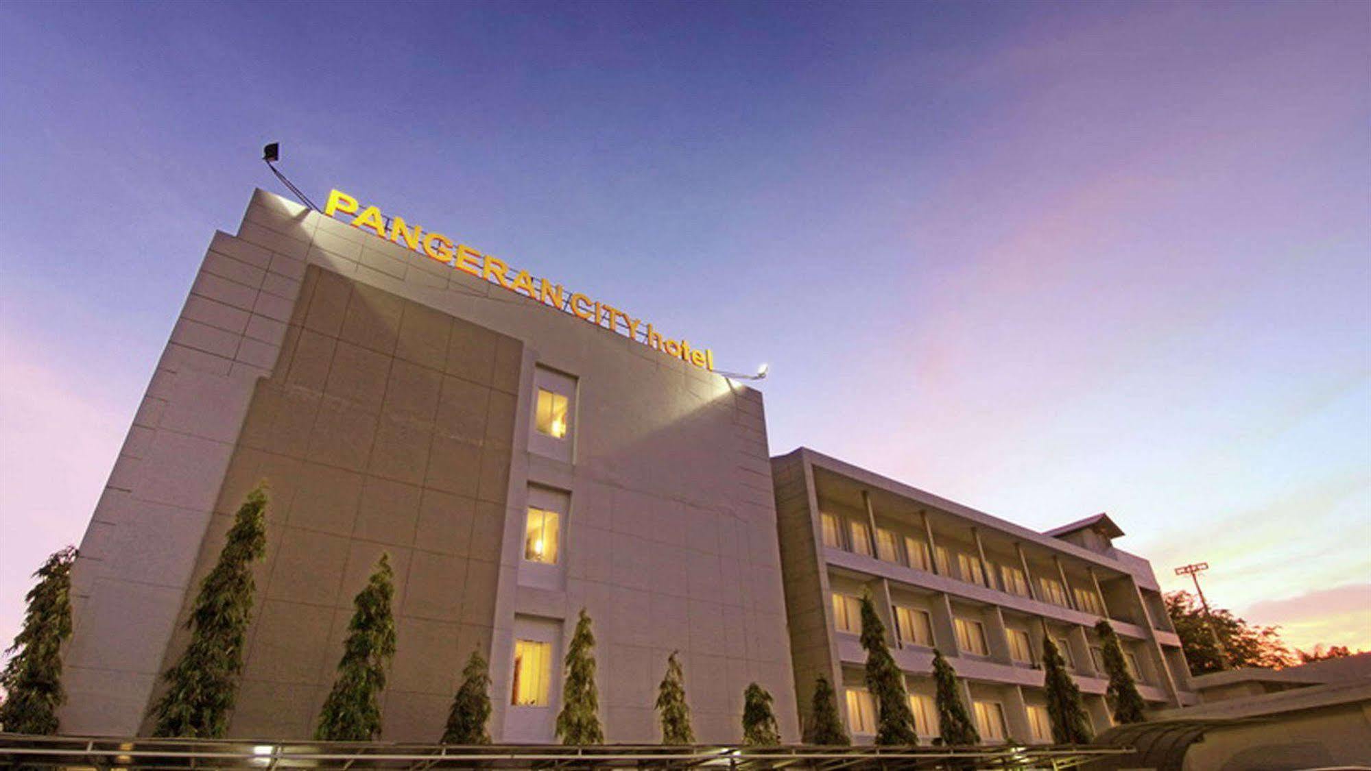 Hotel Pangeran City Παντάνγκ Εξωτερικό φωτογραφία